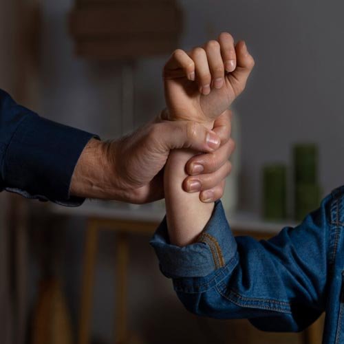 Abogado de familia en Peñalolén Violencia intrafamiliar y medidas de protección urgentes